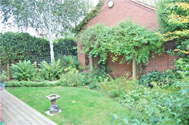  Image of 4 Bedroom Detached to rent at Norton  Norton, GL2 9LZ