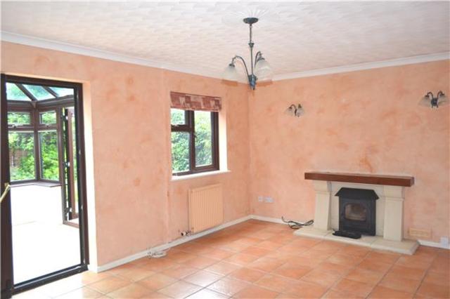  Image of 4 Bedroom Detached to rent at Norton  Norton, GL2 9LZ