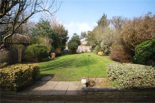  Image of 5 Bedroom Detached for sale at Stanmore Middx Stanmore, HA7 2RX