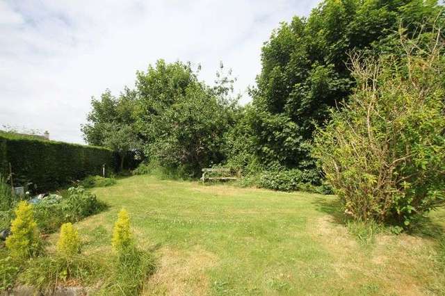  Image of 4 Bedroom Detached for sale at 30 Gwel Eryri  Llandegfan, LL59 5RD