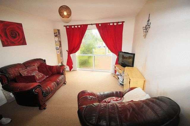  Image of 2 Bedroom Flat to rent at Meldon Avenue Sherburn Village Durham, DH6 1JY