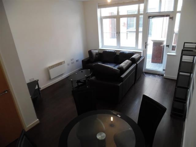  Image of 2 Bedroom Apartment to rent at Mint Drive Jewellery Quarter Jewellery Quarter, B18 6EA