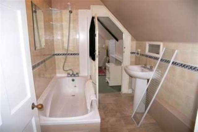  Image of 1 Bedroom Flat to rent at King