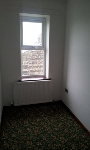  Image of 2 Bedroom Semi-Detached to rent at New Fold  Off Beck Hill, Bradford, West, BD6 2HT