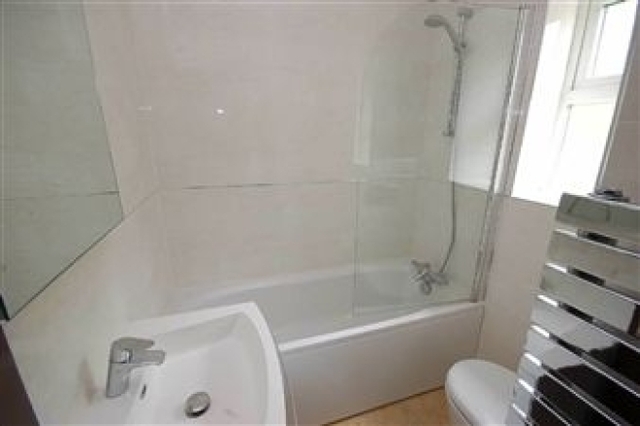  Image of 2 Bedroom Semi-Detached to rent at New Fold  Off Beck Hill, Bradford, West, BD6 2HT
