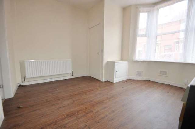  Image of 2 Bedroom Detached for sale at Birkenhead, CH41 4HX