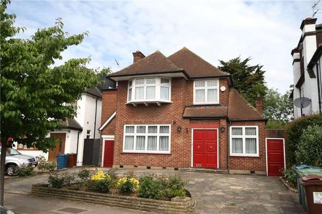  Image of 4 Bedroom Detached for sale at Stanmore Middlesex Stanmore, HA7 4QT