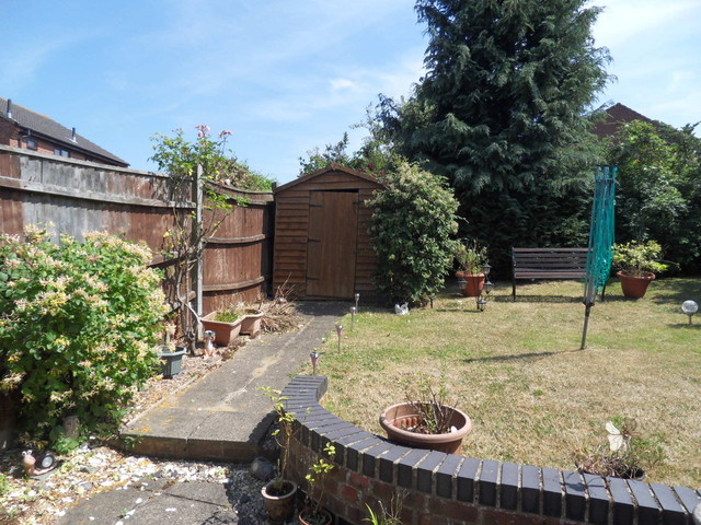  Image of 3 Bedroom Semi-Detached to rent at Wheatfields Rickinghall Diss, IP22 1EN