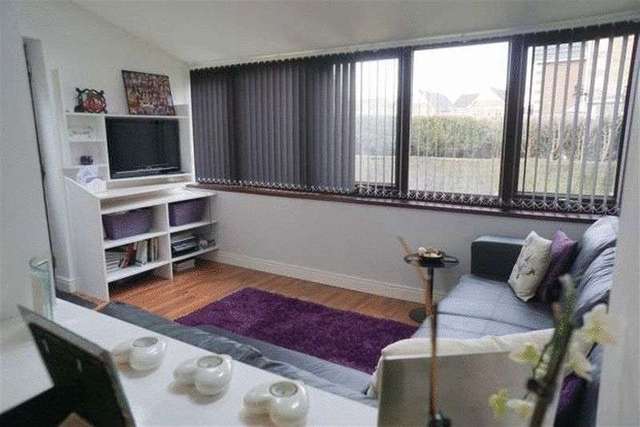 Image of 2 Bedroom Semi-Detached for sale at Speedwell Crescent  Scunthorpe, DN15 8UR