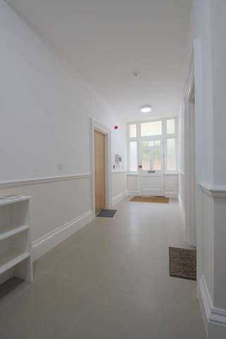  Image of Studio to rent at St James Road Sutton Sutton, SM1 2TJ
