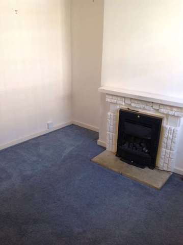  Image of 2 Bedroom Terraced to rent at St Johns Hill  Reading, RG1 4EE