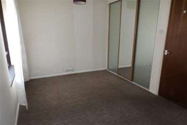  Image of 1 Bedroom Flat to rent at King