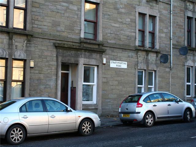  Image of 2 Bedroom Flat to rent at Strathmartine Dundee Dundee, DD3 8DE