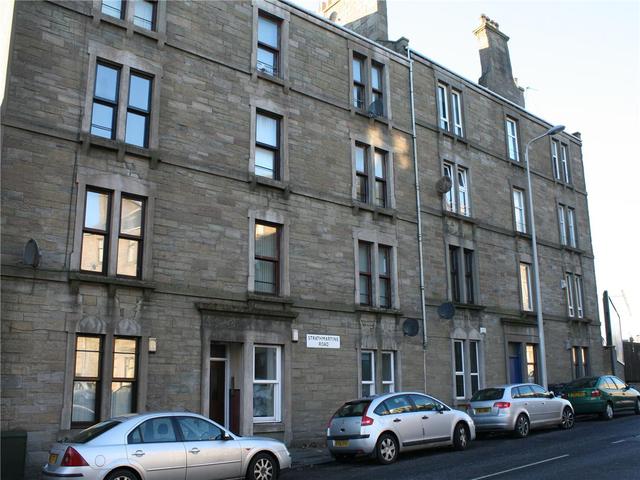  Image of 2 Bedroom Flat to rent at Strathmartine Dundee Dundee, DD3 8DE