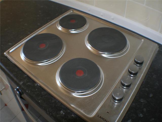  Image of 2 Bedroom Flat to rent at Strathmartine Dundee Dundee, DD3 8DE