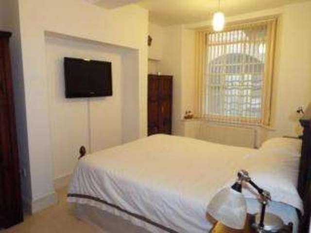  Image of 2 Bedroom Flat for sale at Weston-super-Mare Somerset Weston-super-Mare, BS23 2DQ