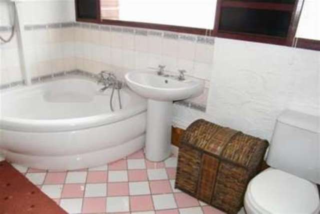  Image of 3 Bedroom Detached to rent at Morecambe, LA3 2DF