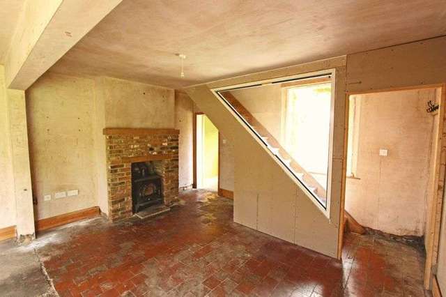  Image of 3 Bedroom Semi-Detached for sale at Tongue End Spalding, PE11 3JL