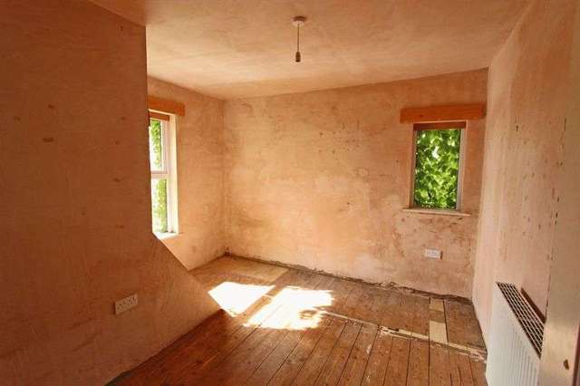  Image of 3 Bedroom Semi-Detached for sale at Tongue End Spalding, PE11 3JL