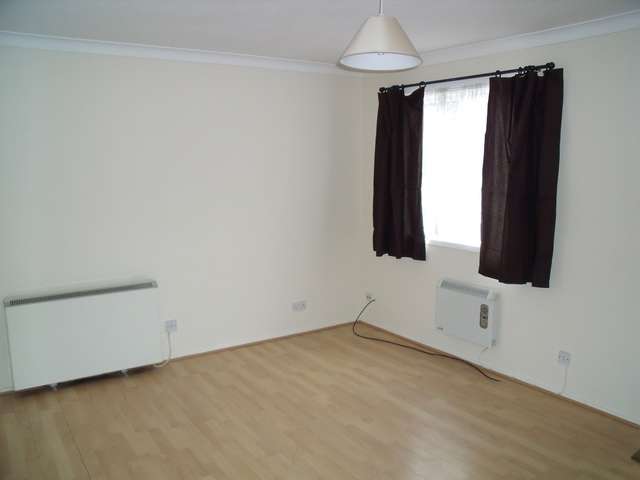  Image of 1 Bedroom Detached to rent at Kercroft  Two Mile Ash, MK8 8AR
