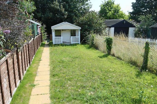  Image of 2 Bedroom Detached for sale at Coastal Cottages Kessingland Lowestoft, NR33 7RZ