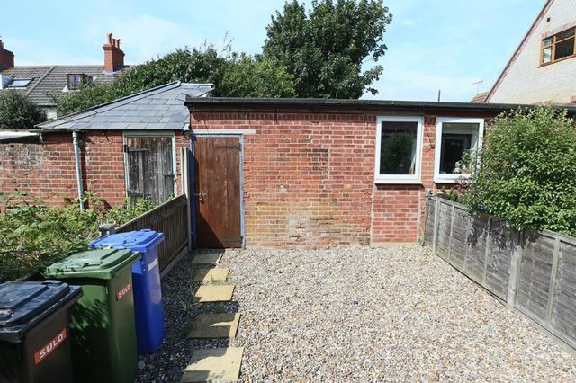  Image of 2 Bedroom Detached for sale at Coastal Cottages Kessingland Lowestoft, NR33 7RZ