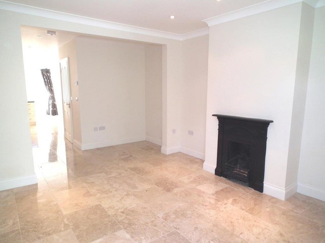  Image of Detached to rent at Church Walk Weybridge Surrey, KT13 8JT