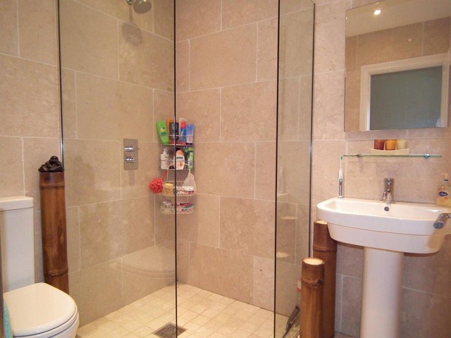  Image of Detached to rent at Church Walk Weybridge Surrey, KT13 8JT