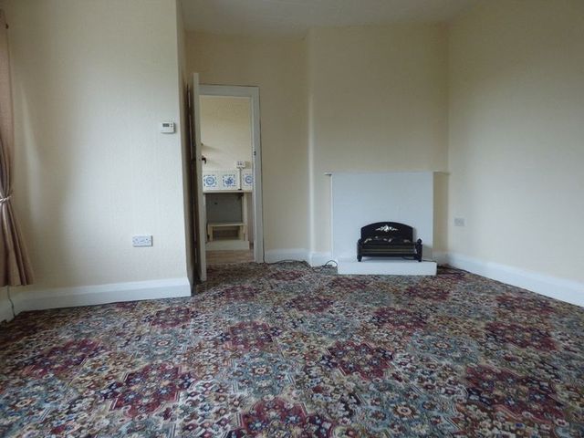  Image of 1 Bedroom Flat for sale at Lister Grove Heysham Morecambe, LA3 2DF