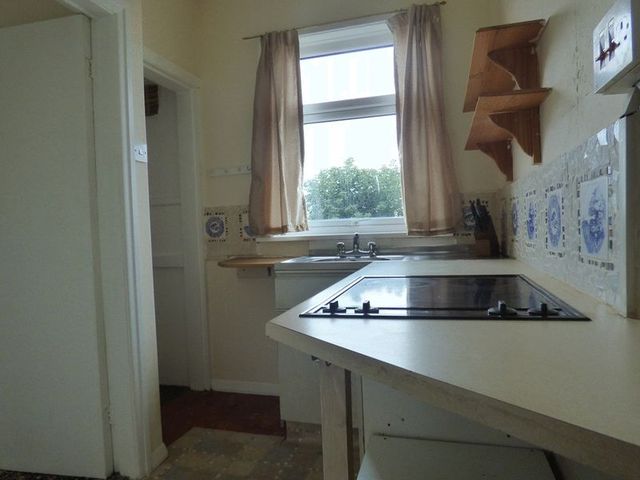  Image of 1 Bedroom Flat for sale at Lister Grove Heysham Morecambe, LA3 2DF