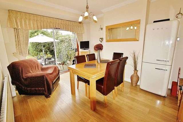  Image of 3 Bedroom Terraced for sale at Flora Gardens  Romford, RM6 4BG