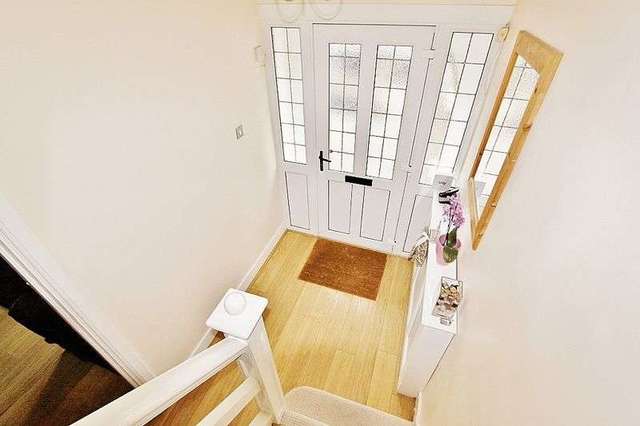  Image of 3 Bedroom Terraced for sale at Flora Gardens  Romford, RM6 4BG