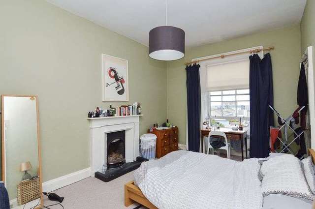  Image of 4 Bedroom Flat for sale at Annandale Street Bellevue Edinburgh, EH7 4AW