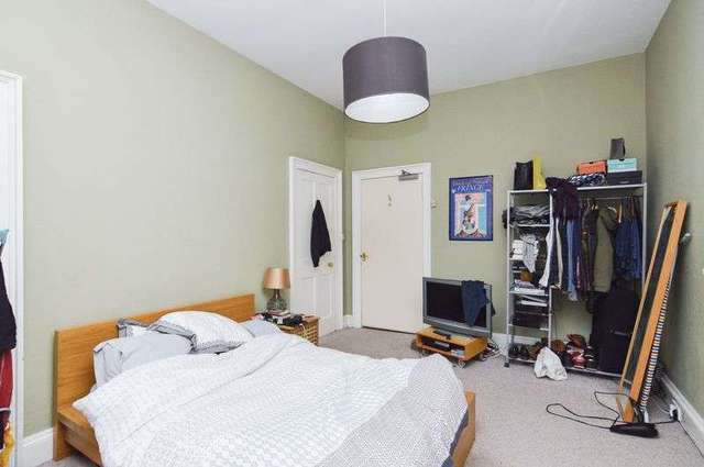  Image of 4 Bedroom Flat for sale at Annandale Street Bellevue Edinburgh, EH7 4AW