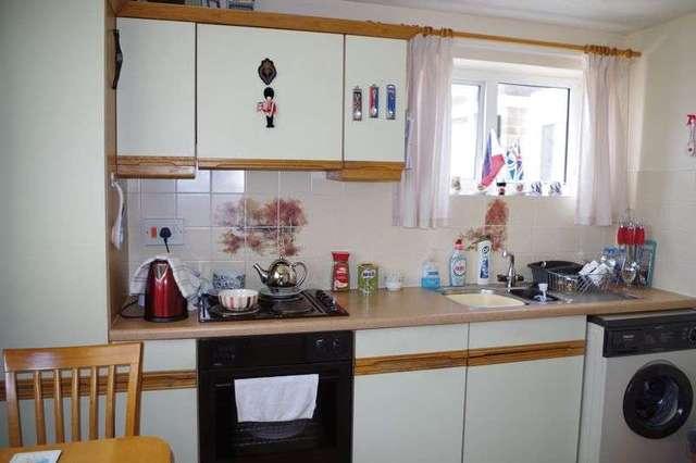  Image of 2 Bedroom Detached for sale at Atyeo Close  Burnham-On-Sea, TA8 2EJ