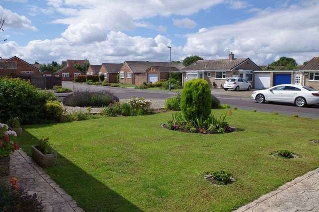  Image of 2 Bedroom Detached for sale at Atyeo Close  Burnham-On-Sea, TA8 2EJ