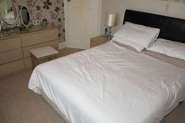  Image of 2 Bedroom Semi-Detached for sale at Farsley, LS28 5HG