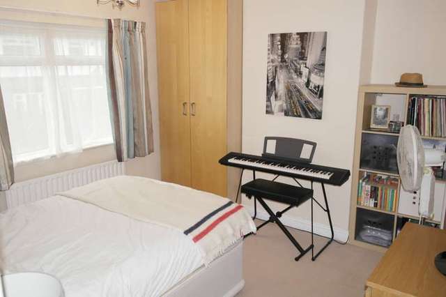  Image of 2 Bedroom Semi-Detached for sale at Farsley, LS28 5HG