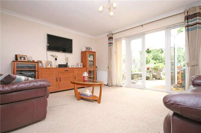  Image of 3 Bedroom Detached for sale at Addlestone Surrey Addlestone, KT15 2HZ