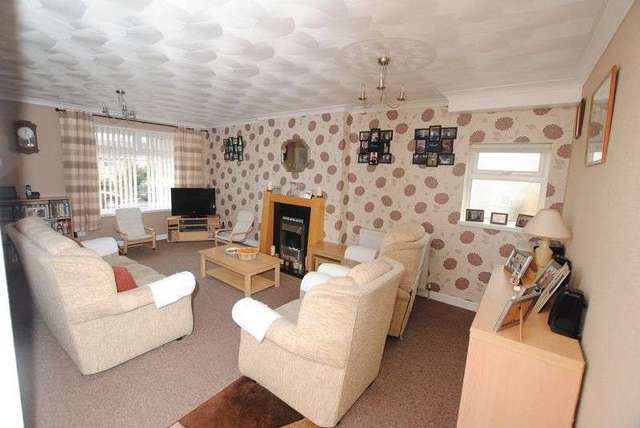  Image of 3 Bedroom Semi-Detached for sale at Cabot Close  Saltash, PL12 4TB