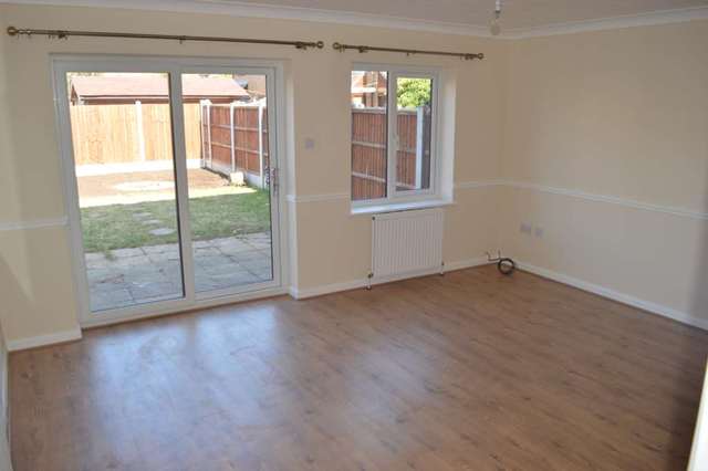  Image of 3 Bedroom Semi-Detached to rent at Caversham Avenue North Shoebury Southend On Sea, SS3 8TX