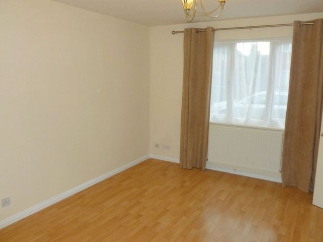  Image of 3 Bedroom Terraced to rent at Church Hill  Cheddington, LU7 0SX