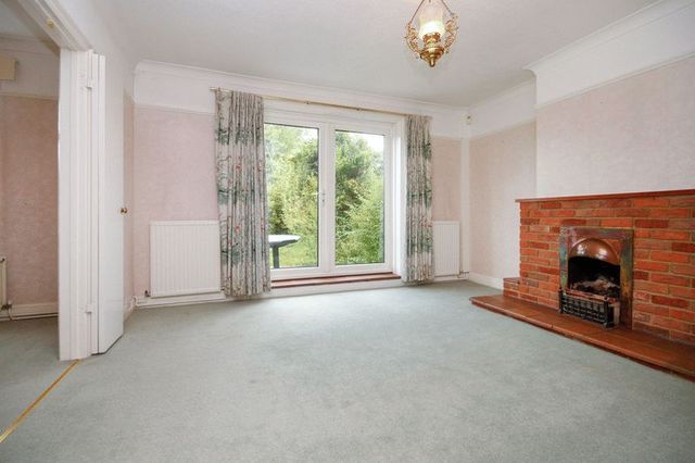  Image of 5 Bedroom Semi-Detached for sale at Dagnall Road Edlesborough Dunstable, LU6 2EF