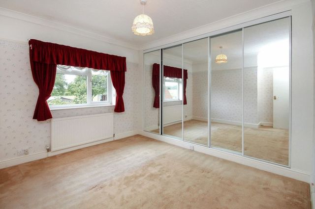  Image of 5 Bedroom Semi-Detached for sale at Dagnall Road Edlesborough Dunstable, LU6 2EF