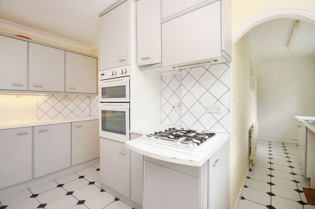 Image of 5 Bedroom Semi-Detached for sale at Dagnall Road Edlesborough Dunstable, LU6 2EF
