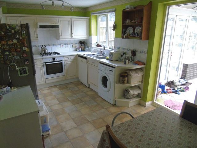  Image of 3 Bedroom Detached to rent at Damaskfield  Worcester, WR4 0HY