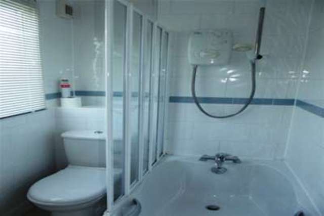  Image of 3 Bedroom Detached to rent at Ryde, PO33 1YE