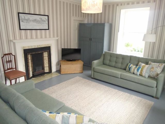  Image of 4 Bedroom Detached to rent at Inverness Highland Highland, IV3 8LS