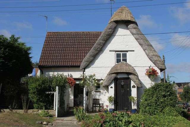  Image of 2 Bedroom Detached for sale at 12 Dychurch Lane Bozeat Wellingborough, NN29 7JP