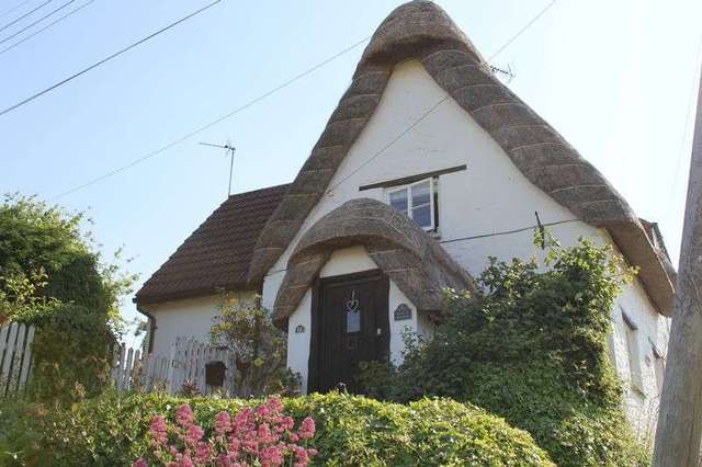  Image of 2 Bedroom Detached for sale at 12 Dychurch Lane Bozeat Wellingborough, NN29 7JP